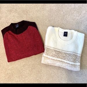Set of 2 Women’s GAP Sweaters, Size Small